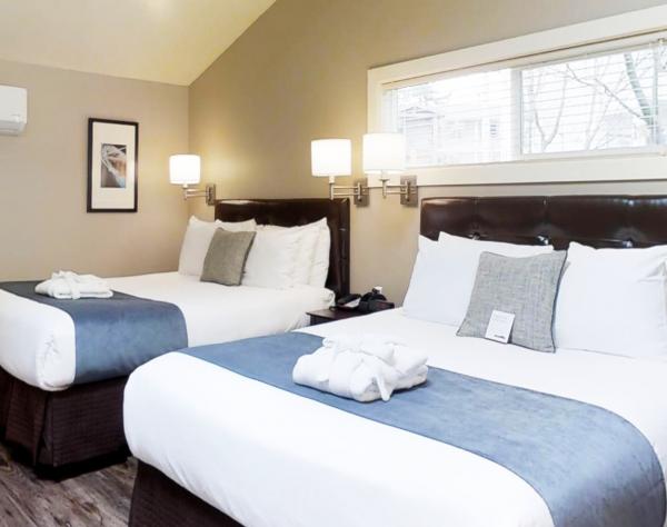 Two Queen Studio with Kitchenette on San Juan Island