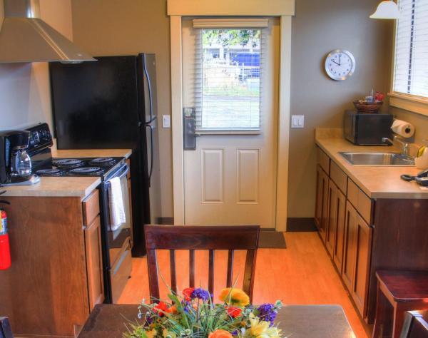 Earthbox Inn & Spa Kitchen