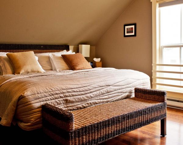 Earthbox Inn & Spa Wind Place Upstairs Bedroom