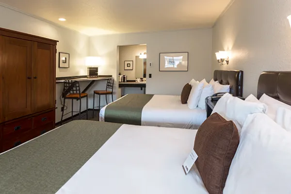 Earthbox Inn & Spa Queen Room Friday Harbor, Washingotn