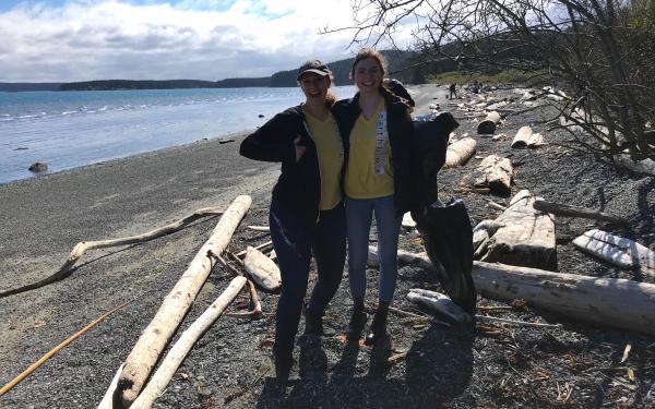 Earthbox Inn & Spa Staff at the annual Beach Clean-up on San Juan Island