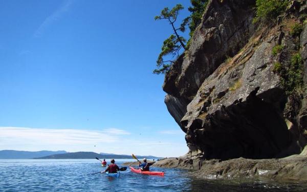 Sea Kayaking in the San Juan Islands, courtesy of San Juan Outfitters