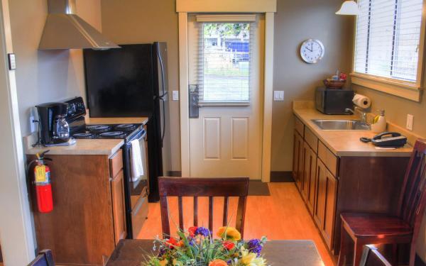 Earthbox Inn & Spa Kitchen