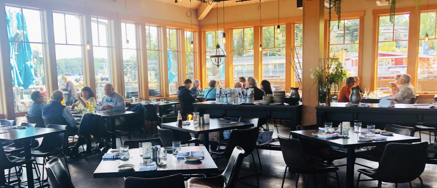 Downriggers Restaurant in Friday harbor