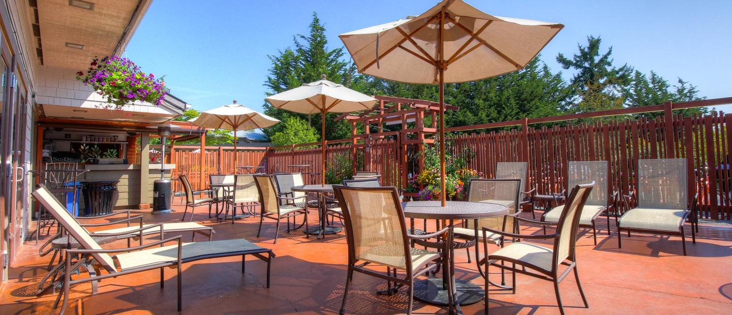Earthbox Inn & Spa on San Juan Island - Exterior of Property